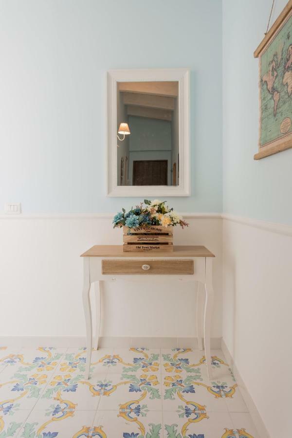 סנטה מריה די קסטלבאטה La Casetta In Villa מראה חיצוני תמונה